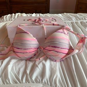 Bundle! Victoria Secret - bikini top 👙❤️
